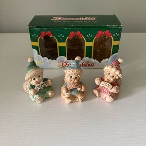 Dreamsicle Whittle Wums Christmas figurines